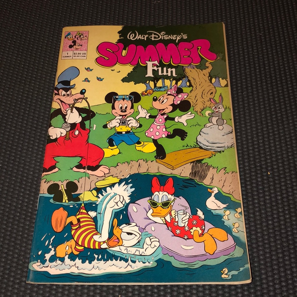 DISNEY COMICS - Picture 4 of 4